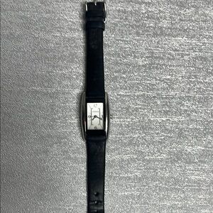 Vintage Fossil Black Leather Strap Watch with Silver Case